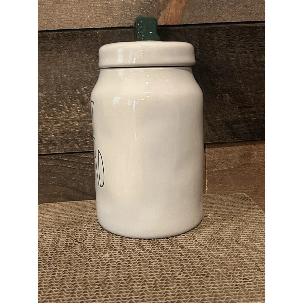 Rae Dunn Ceramic FELIZ NAVIDAD Christmas Cookie‎ Jar Canister Decor